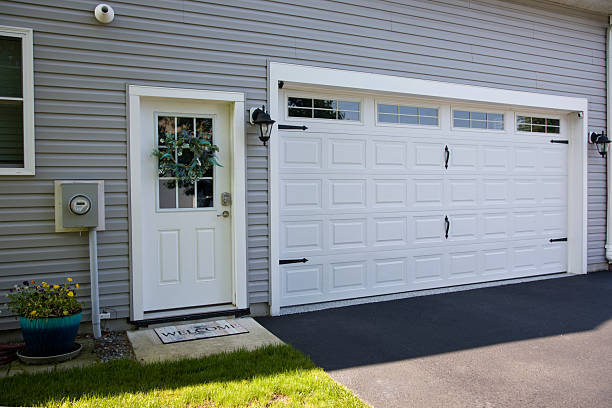 24/7 Emergency Garage Door Panel Replacement experts in Livingston, MT